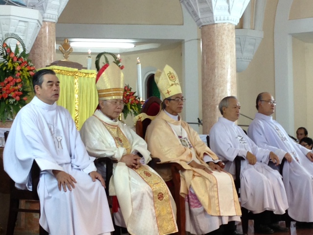 Bài giảng lễ truyền chức linh mục tại nhà thờ Chính Tòa Qui Nhơn, ngày 04/01/2013