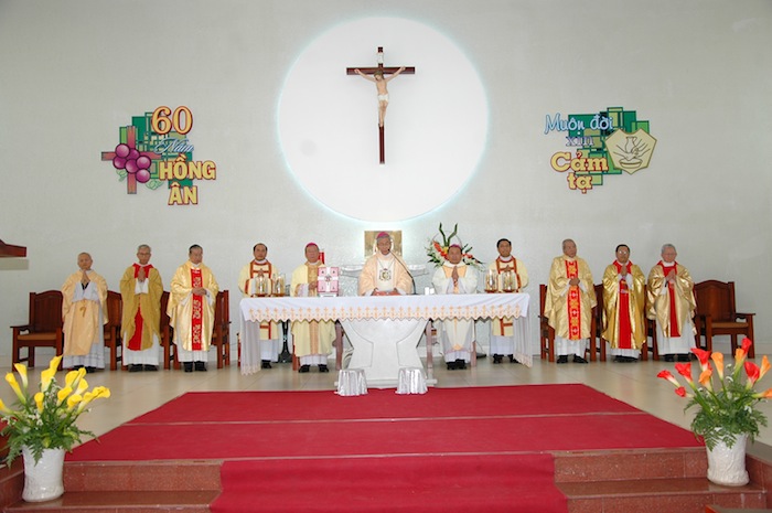 Thánh lễ mừng 60 năm thành lập Hội Dòng Đức Mẹ Đồng Công