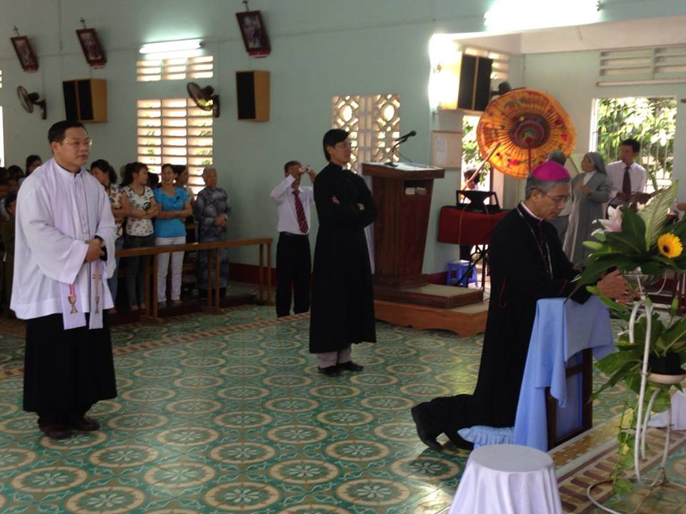 Thánh lễ bổ nhiệm cha sở giáo xứ Phú Thạnh - Qui Nhơn