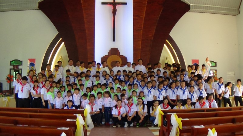 Thánh Lễ Mừng Tước Hiệu Giáo Xứ Và Ra Mắt Xứ Đoàn Thiếu Nhi Thánh Thể Don Bosco Giáo Xứ tân Dinh