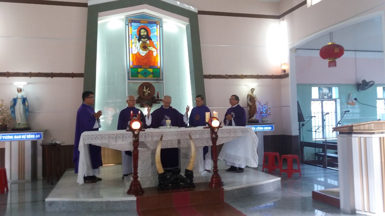 CCS vùng Qui Nhơn hiệp dâng thánh lễ cầu cho các ân sư tại Xuân Quang