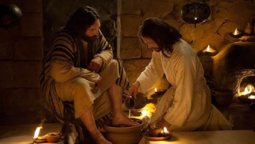 Bài thơ Tuần Thánh của Nhạc sĩ Sơn Ca Linh: Chờ con về để được rửa chân