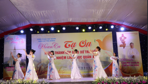 Đêm ca nguyện mừng thành lập Giáo xứ Trà Bồng, ngày 30 tháng 4 năm 2026