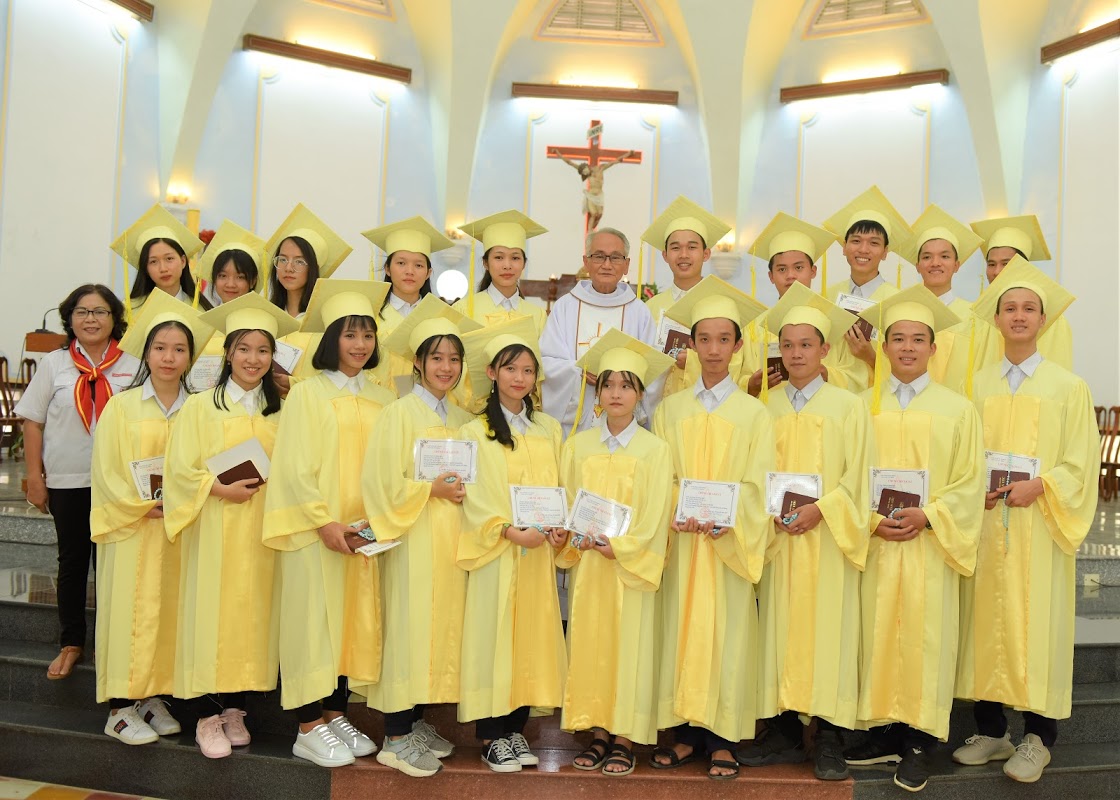 Lễ tốt nghiệp giáo lý tại Giáo xứ Tuy hòa