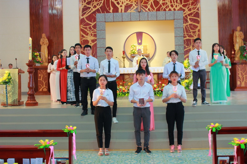 Thánh lễ cuối năm của nhóm SVCG Bình Minh Qui Nhơn
