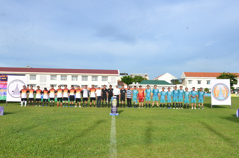 Giải bóng đá hiệp hành : Clergy Qui Nhơn và Clergy KonTum
