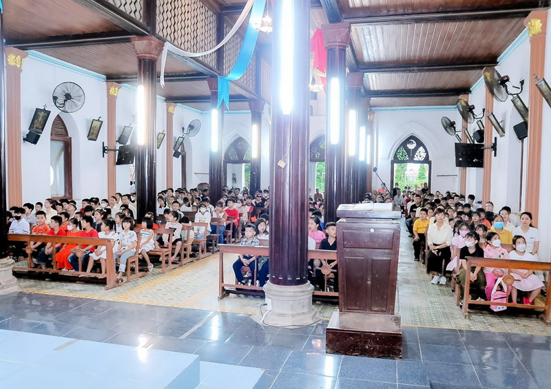 Thánh lễ Khai giảng Giáo lý tại Giáo xứ Phú Hòa –...