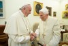 Đức Giáo hoàng Phanxicô gửi thư chia buồn với Đức giáo hoàng Danh dự Bênêđictô XVI